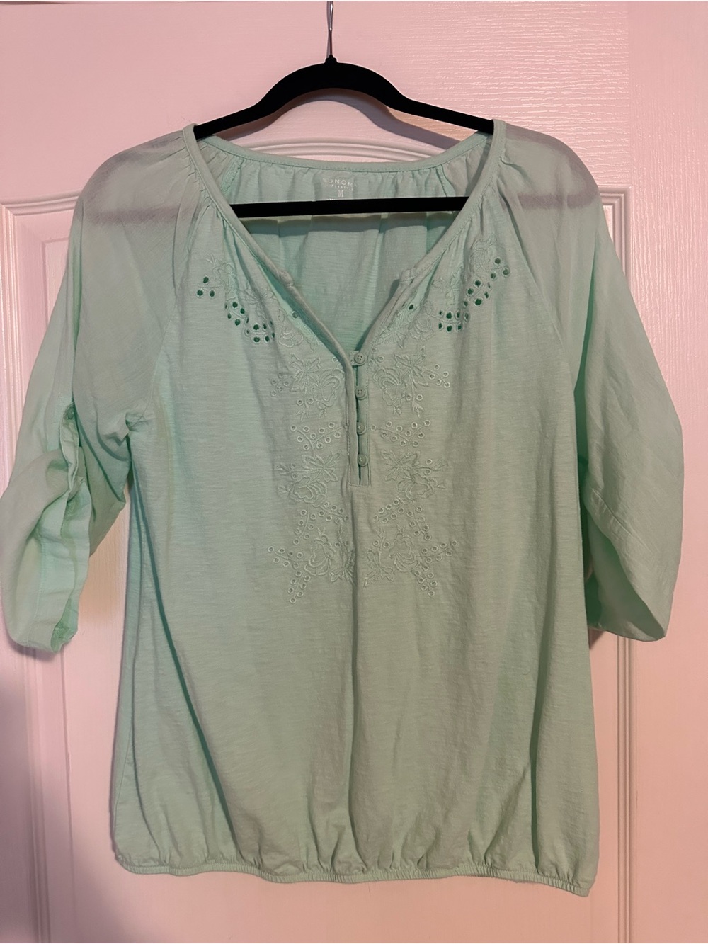 Sonoma Mint Green Embroidered Eyelet Henley Top 3/4 Roll Tab Sleeve Women's M